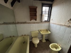 Photo 23- click for photo gallery